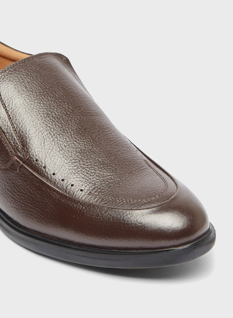 لو كونفورت Slip On Formal Shoes
