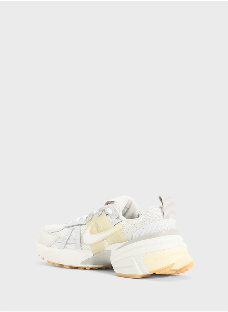 Nike V2K Run Opp1