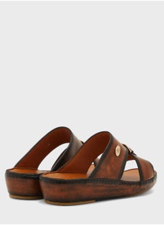 Posh La Vie Trendy Arabic Sandals  - Image 3