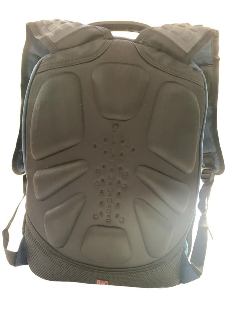 swiss gear 6618 15.6 inch laptop backpack with usb and aux output Black - Image 2