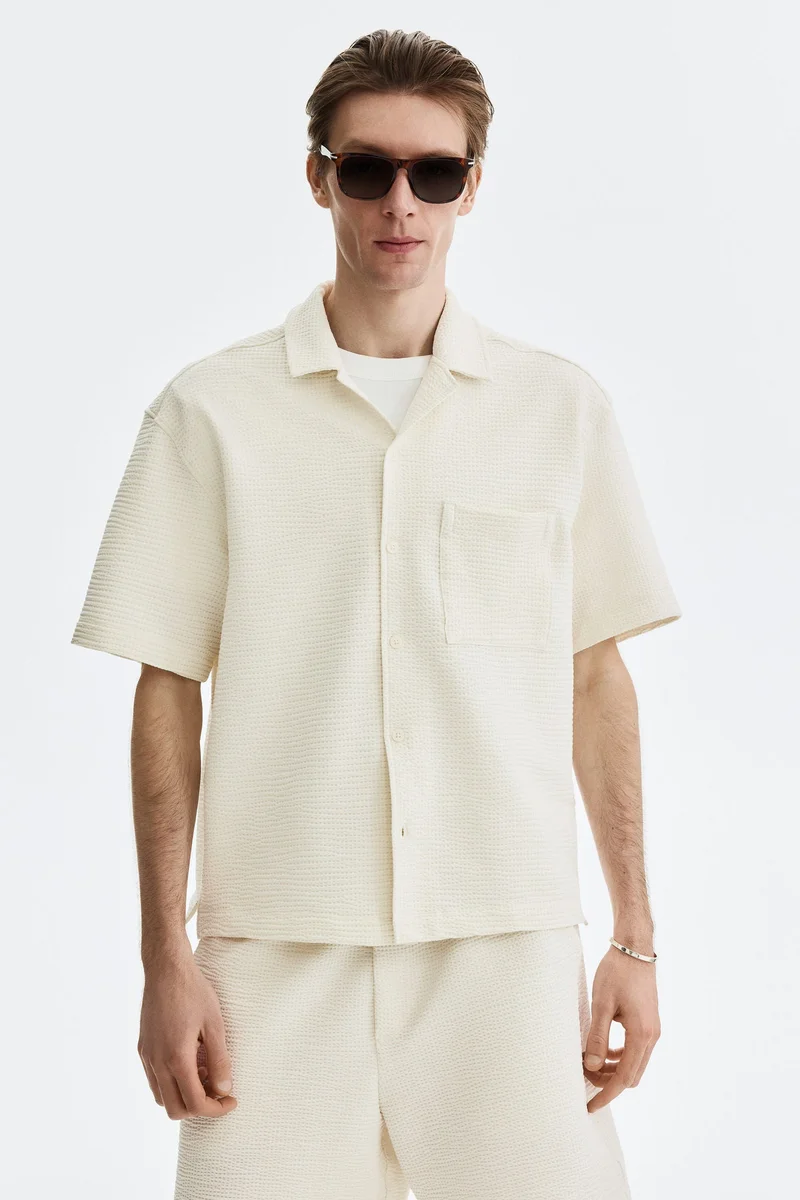 H&M Relaxed Fit Waffled resort shirt
