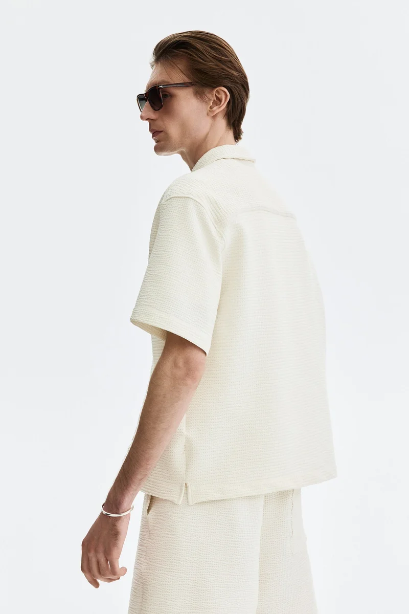 H&M  Relaxed Fit Waffled resort shirt for Men | Best Price UAE