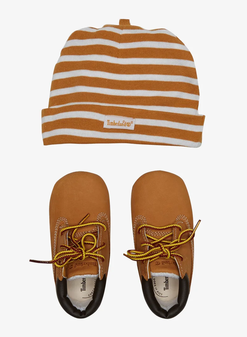 تمبرلاند طقم الحذاء والقبعة كريب بوتي للاطفال الرضع