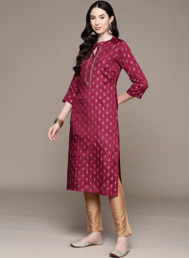 ISHIN Women's Magenta 100% Cotton Self Design A-Line Kurta
