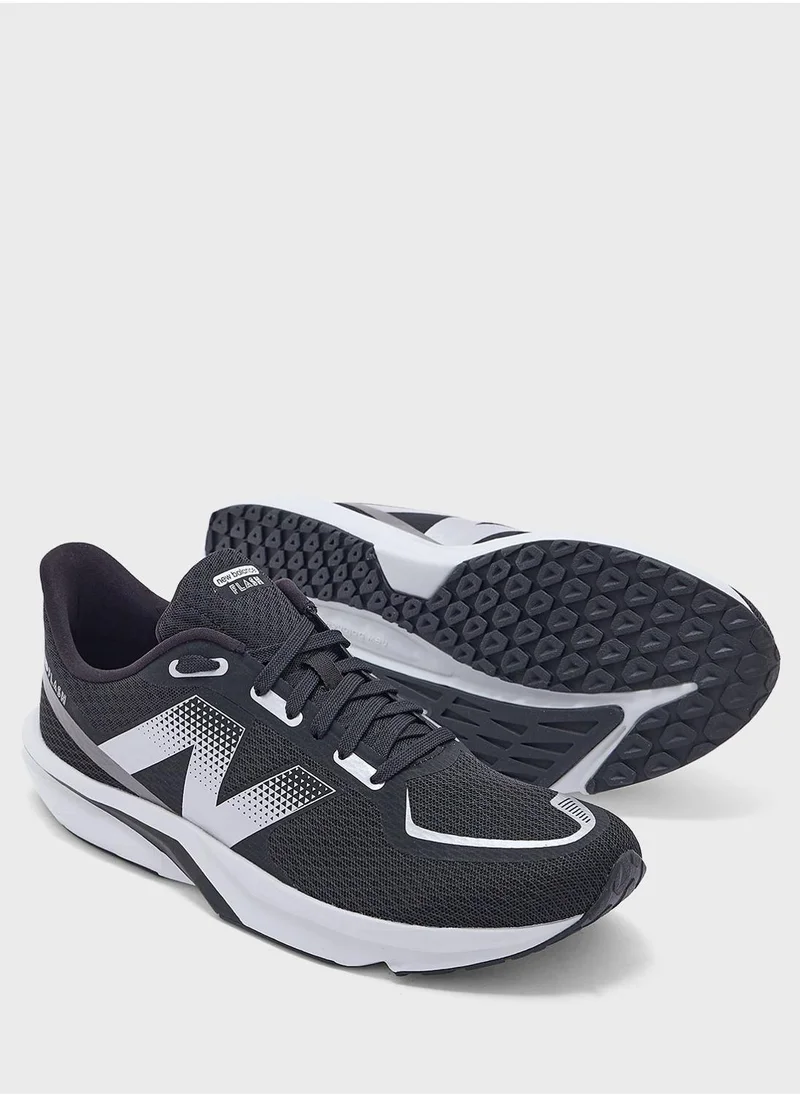 New Balance Flash