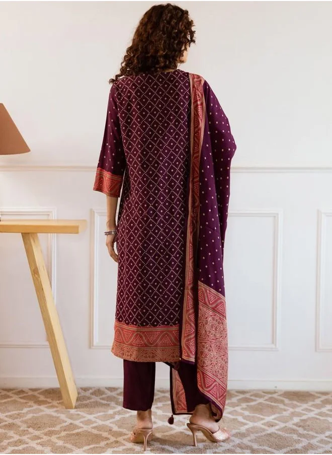 آي شين Mid Rise Women Wine Muslin Kurta Set with Embroidered pattern Tunic and Palazzo features a Round neckline and Three-Fourth Sleeve secured with Elastic closure and styled in Straight Fit ideal for Festive moments — crafted to elevate your special moments.