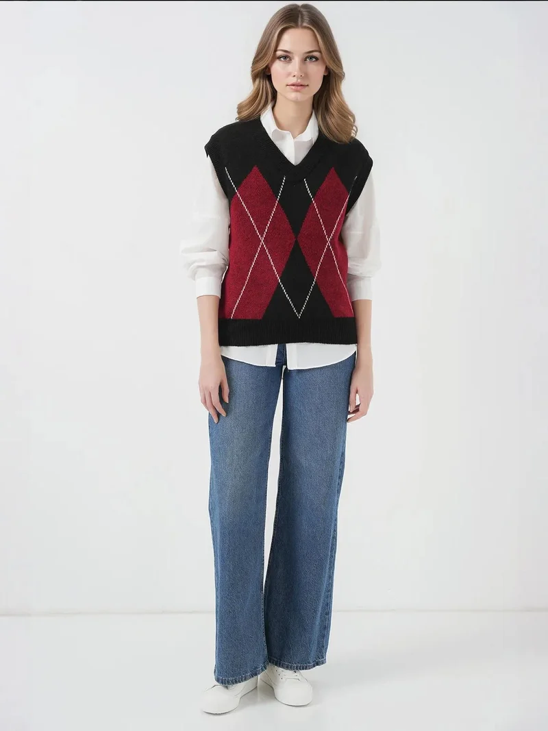بيغ دارت V-Neck Knit Sweater Vest with Ribbed Trim