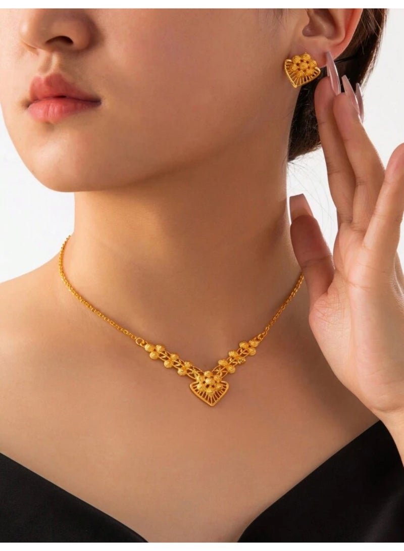 غولدماكس طقم نسائي شبيه بالذهب مكون من سلسال وحلق اذن مطلي عيار 21 - Image 3