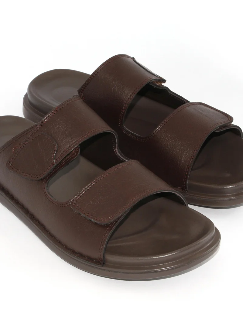 Geoomnii Arabic Sandals for Men – Traditional Emirati & Saudi Style Sandals | Comfortable Slip-On Leather Sandals | Classic Arab Footwear for Daily Wear, Weddings, and Special Occasions