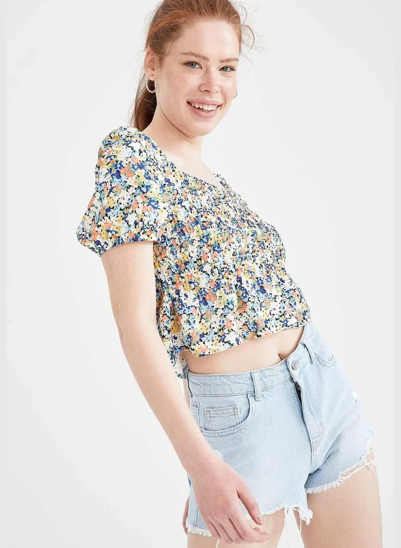 DeFacto Slim Fit Floral Patterned Short Sleeve V-Neck Blouse
