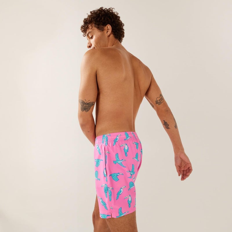 Chubbies Mens Swim Trunks â€“ Mens Swim Shorts with 4-Way Stretch, 5.5â€ Beach Shorts with Elastic Waist, Drawstring, Mesh Lining, UPF 50+ (The Toucan Do Its, Medium) - Image 4