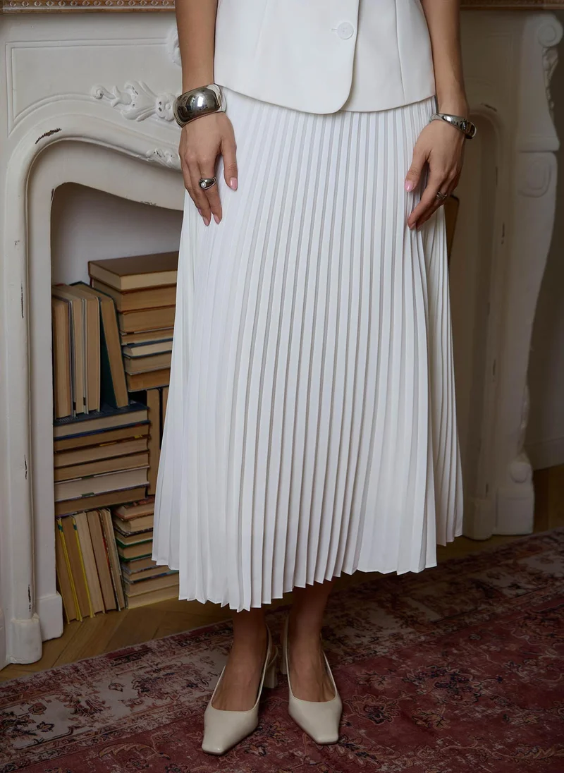 Lichi  Pleated midi skirt in light fabric for Women | Best Price UAE