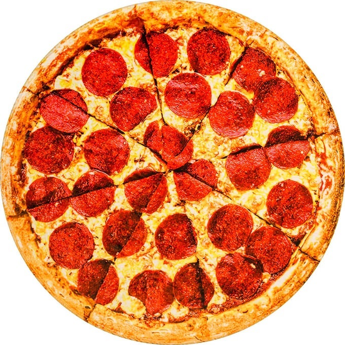 PIZZA PRINTED THROW BLANKET REALISTIC FUNNY ROUND FOOD BLANKET FOR ADULTS AND KIDS 300GSM NOVELTY PEPPERONI PIZZA THROW FOR COUCH SOFA BED FUN HOME DECOR FOR ALL SEASONS60 INCHES