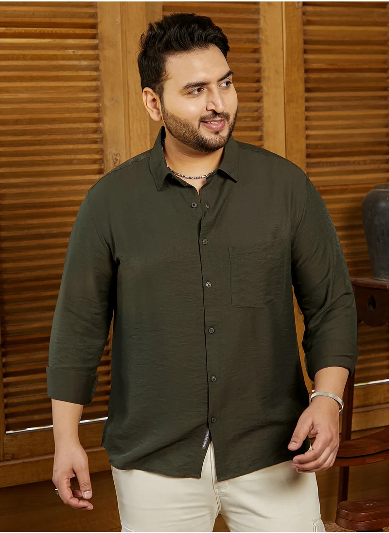 انستافاب بلس Instafab Plus Men's Olive Green Breezy Wrinked Relaxed Shirt For Casual Wear | Spread Collar | Long Cuffed Sleeves | Button Closure | Plus Size Shirt Crafted With Comfort Fit For Everyday Wear