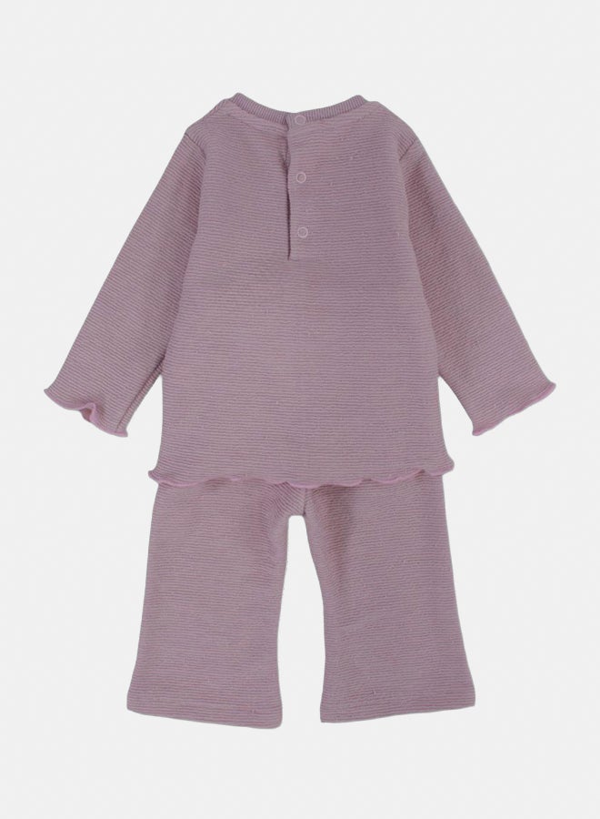 بمبيلو طقم قطعتين قطني للبنات الصغار – وردي باهت مع تصميم "شارك العناق المثالي" - Image 2