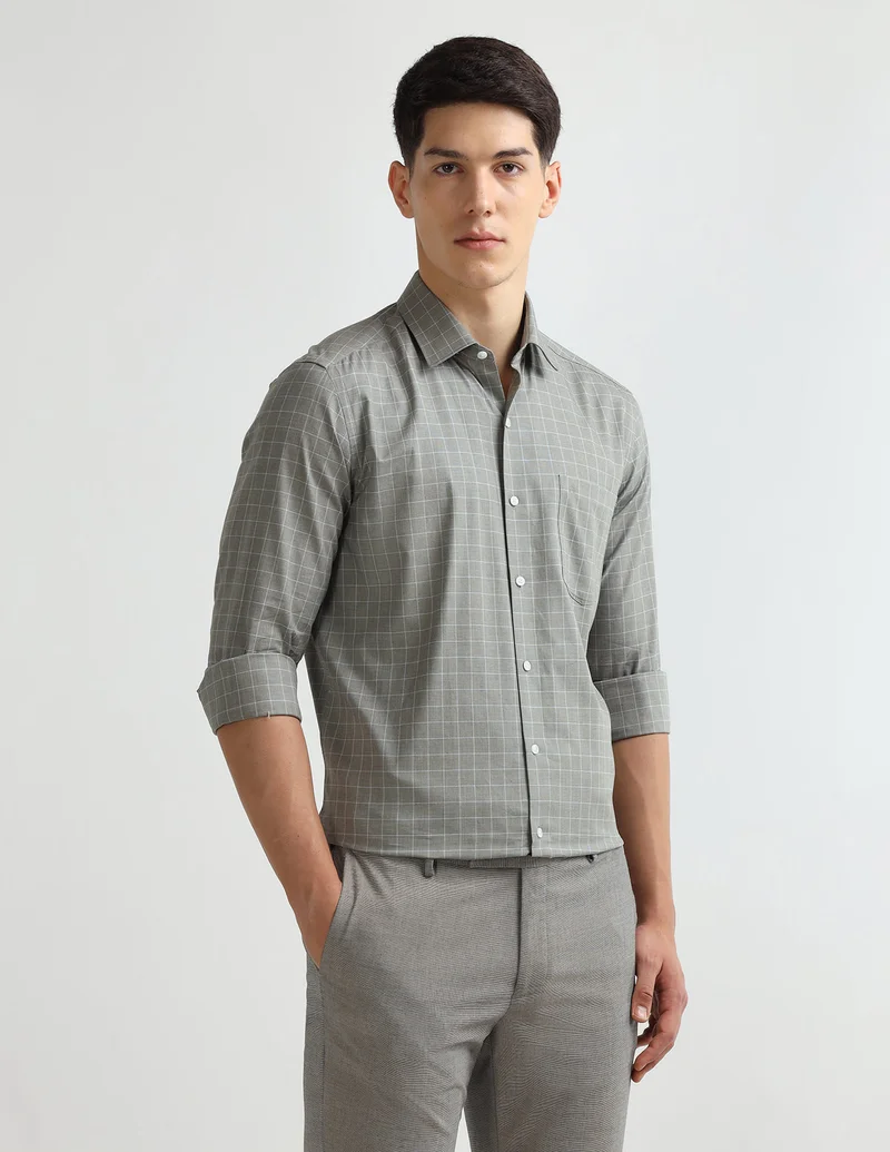 Arrow Green Manhattan Slim Fit Shirt for Men | Best Price UAE