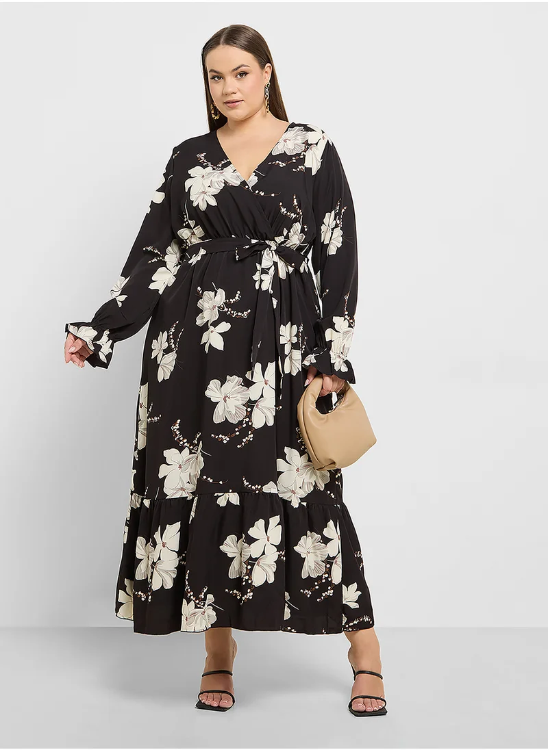 ايلا بلس Floral Print Dress