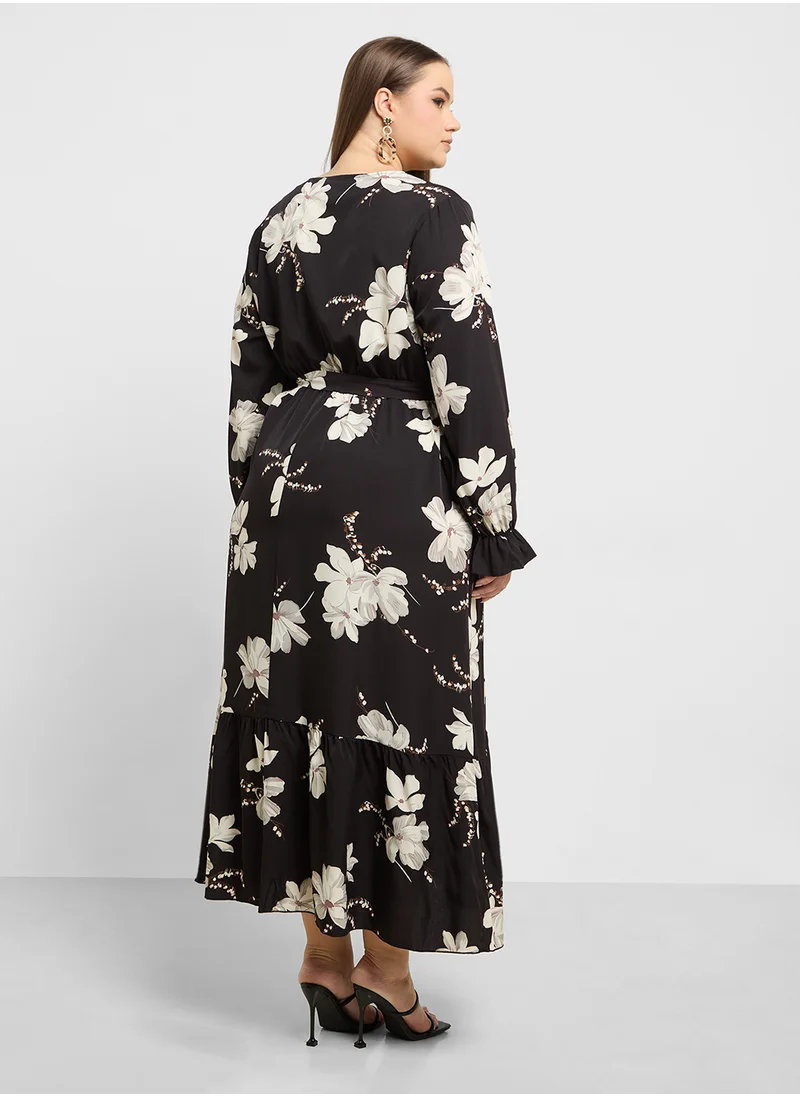 ايلا بلس Floral Print Dress