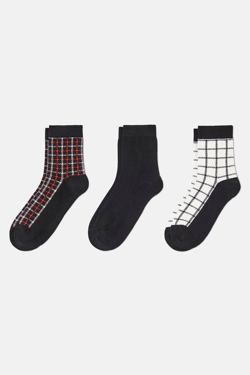 Tchibo Women 3 Pairs Of Sneaker Socks, Black and White - Image 1