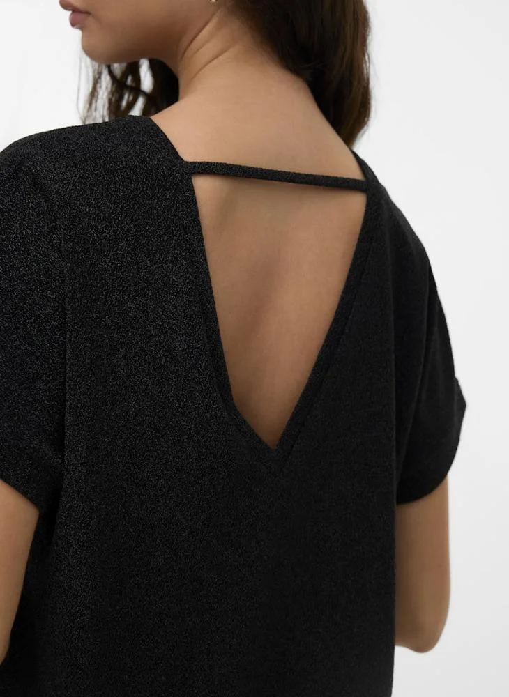 فيرو مودا بلوزة برقبة على شكل حرف  وأكمام قصيرة