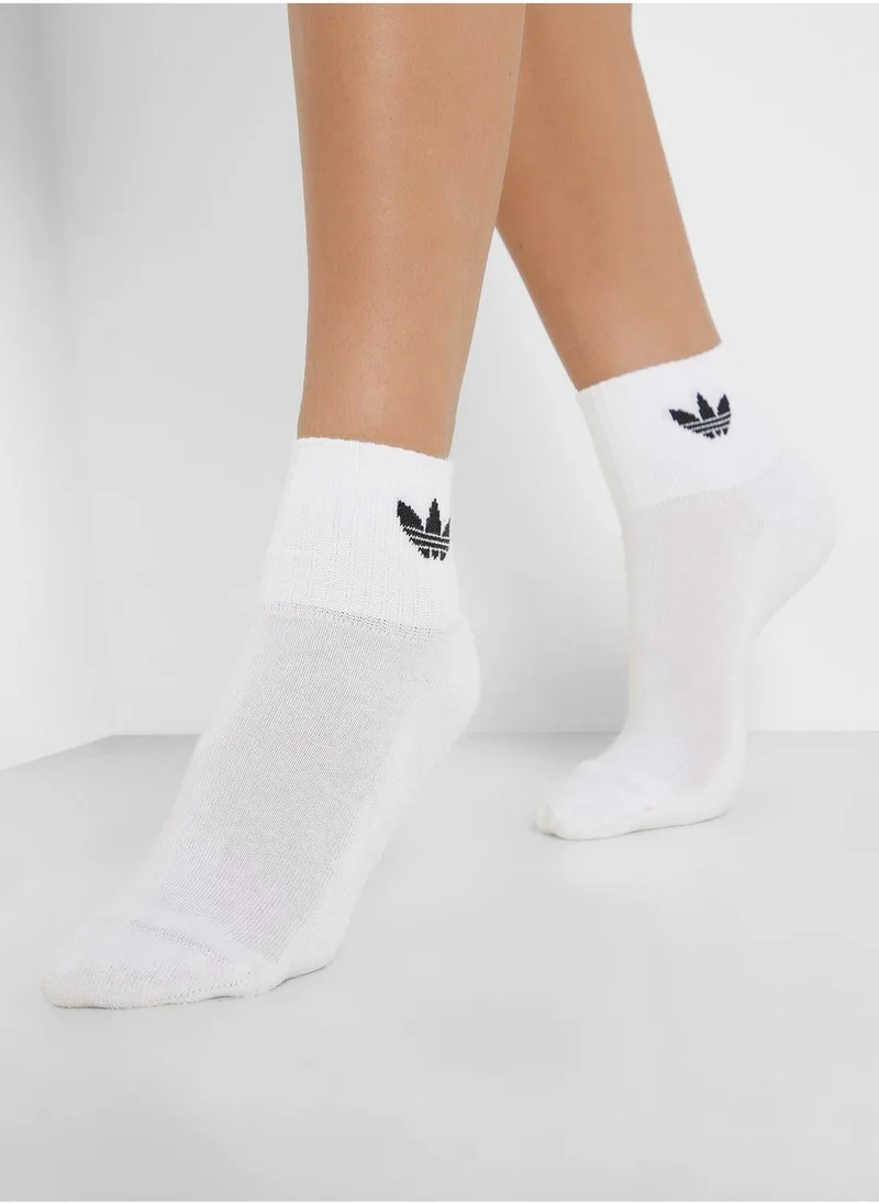 adidas جوارب أديداس  قطع بيضاء كاجوال للرجال والنساء مقاس -.