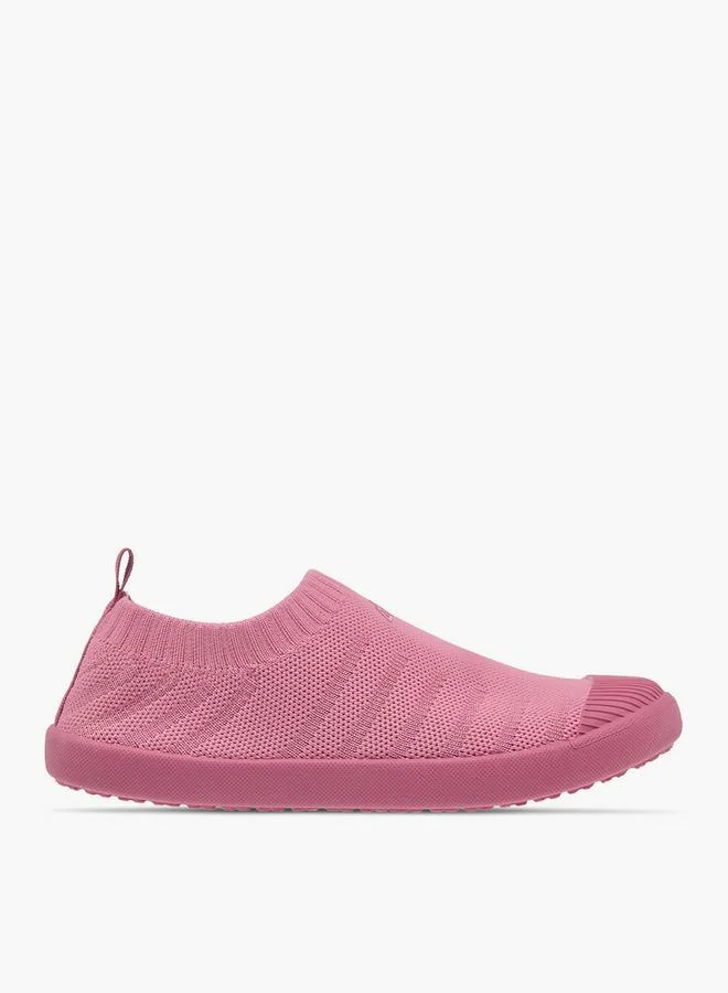 Oaklan by Shoexpress Girls Textured Slip-On Sports Shoes