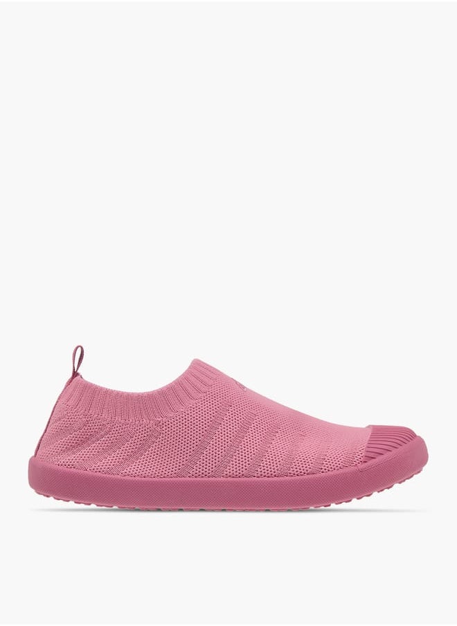 Oaklan by Shoexpress Girls Textured Slip-On Sports Shoes  - Image 3