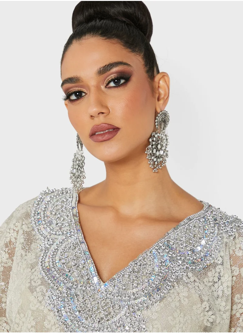 a star is born Embellished Asymmetric Sleeve Kaftan