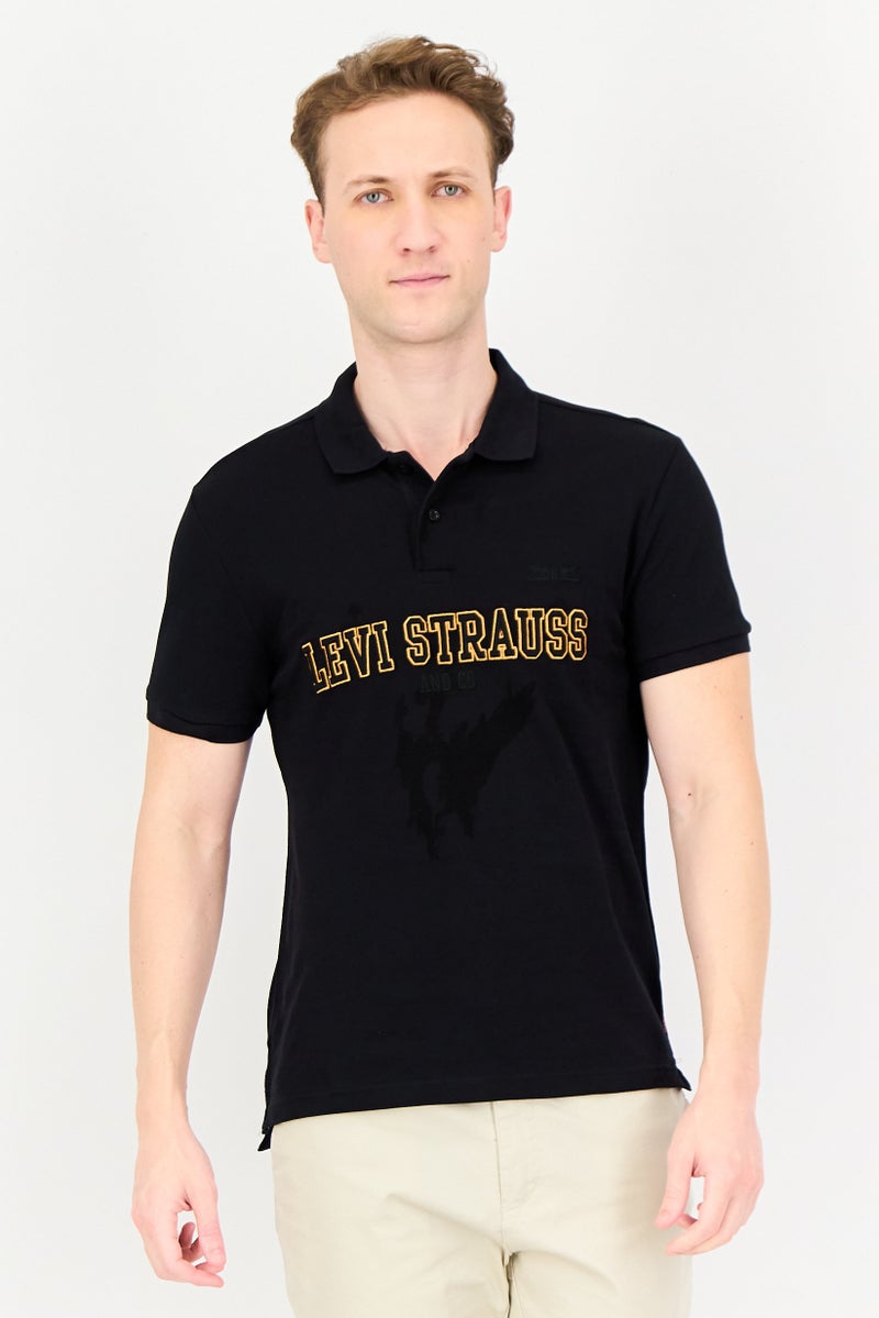 Levi's تي شيرت بولو بأكمام قصيرة للرجال بتصميم عادي مع شعار مطرز، أسود - Image 1