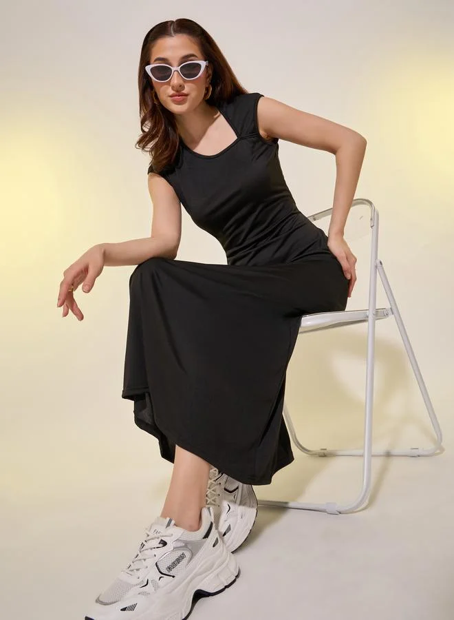 تايك تو فستان ميدي سادة بلا أكمام