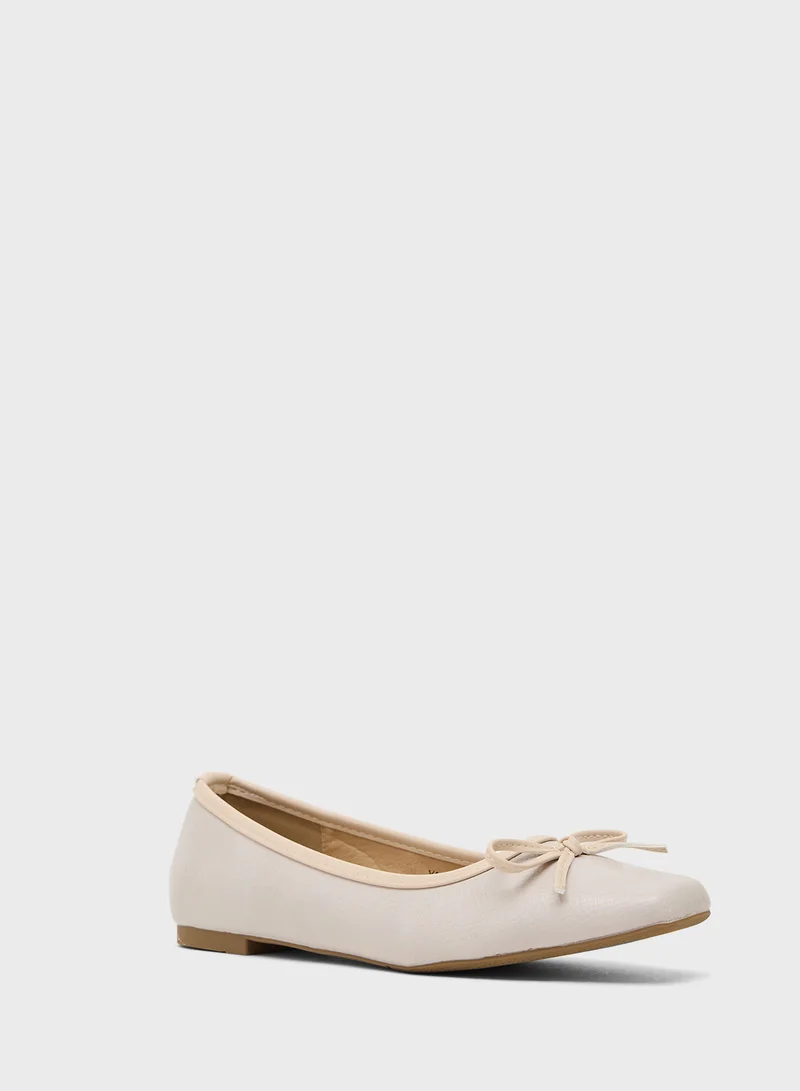 جينجر Square Toe Ballerina Flat