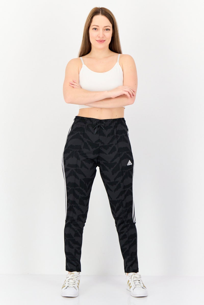 Adidas سروال رياضي نسائي مناسب مع حبل سحب للتدريب، متعدد الألوان - Image 2