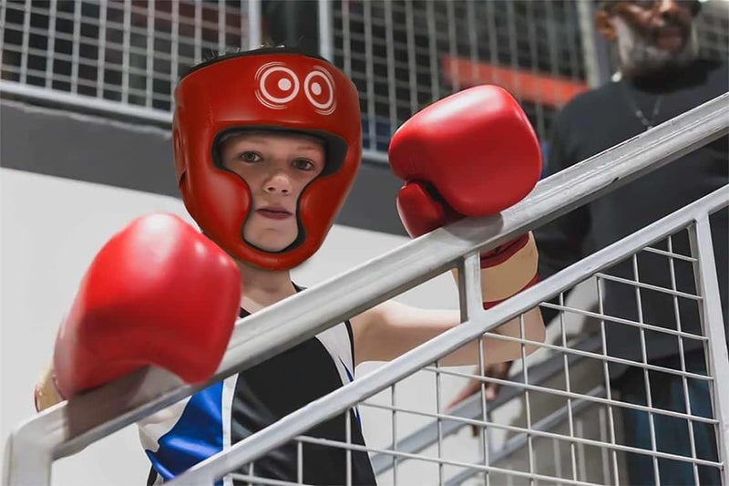 FightX خوذة ملاكمة للأطفال MMA كيك بوكسينغ موياي تاي معدات تدريب الدفاع عن النفس للأولاد والبنات حماية جلد صناعي خوذة قتال MMA UFC خوذة تدريب كيك بوكسينغ للأطفال - Image 2