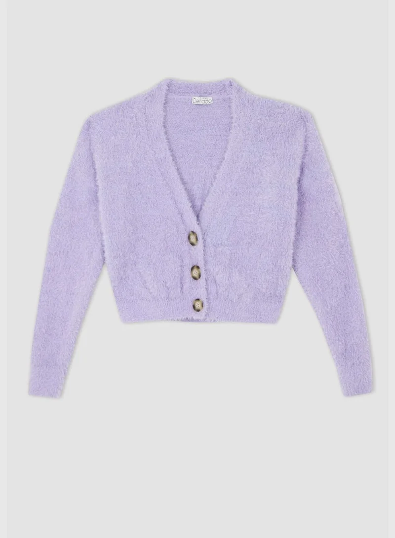ديفاكتو Oversize V-Neck Buttoned Crop Cardigan