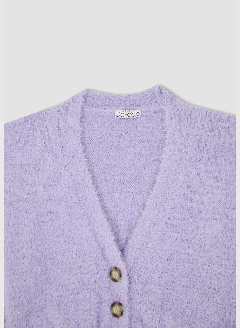 ديفاكتو Oversize V-Neck Buttoned Crop Cardigan