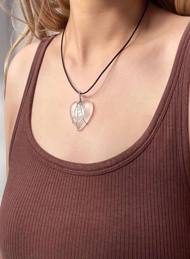 BENBIYO Werewolf Heart Glowing Moonstone Necklace Willa Glow in the Dark Dress Up Accessories - Image 3