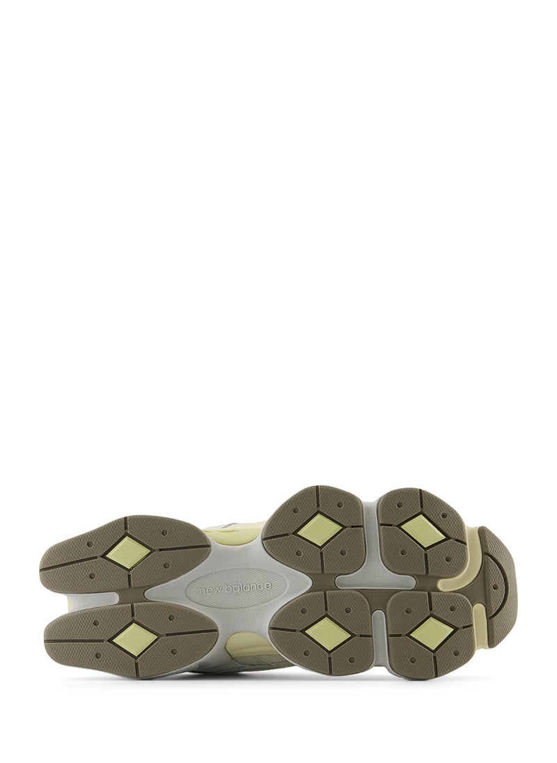 9060 Sneakers