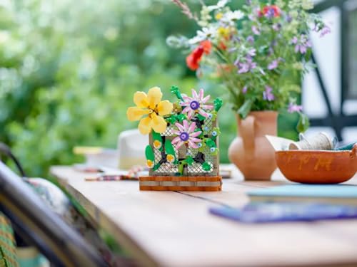 LEGO Flower Trellis Display 40683 - Spring Floral Home Decor Set with Vibrant Blooms and Trellis Detailing for Kids and Adults (440 pcs) - Image 5