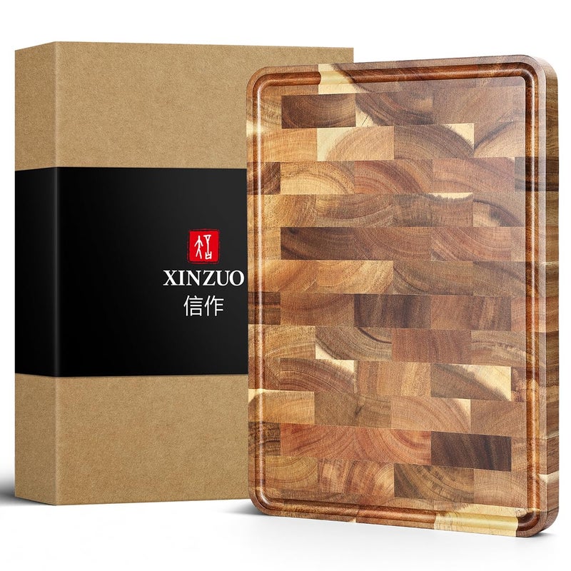 XINZUO لوح تقطيع خشب الأكاسيا من XINZUO للمطبخ - لوح تقطيع خشبي (13.8''L x 9.8''W x 1''T) مع أرجل غير قابلة للانزلاق، مقبض جانبي وقناة عصير - Image 1