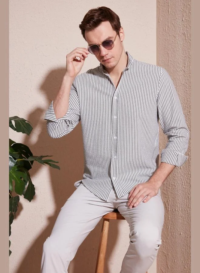 بوراتي قميص رجالي قطني مخطط بياقة بأزرار وأكمام طويلة بقصة عادية