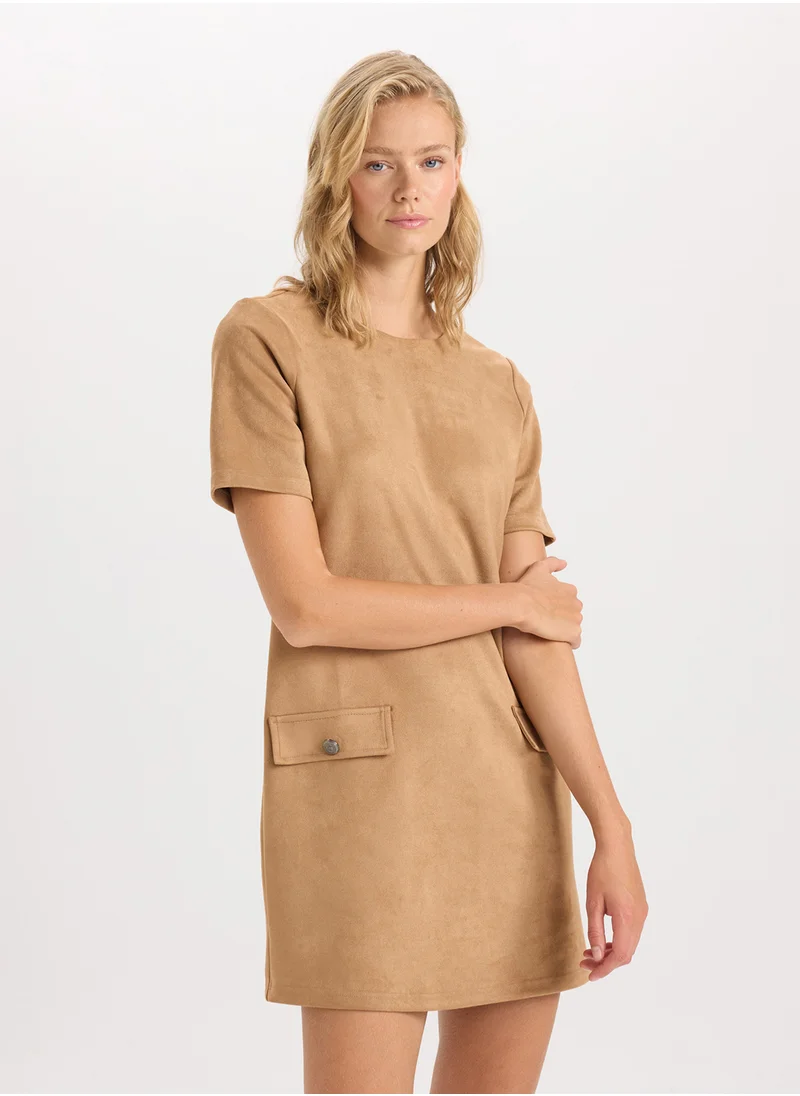 ديفاكتو A-Line Round Neck Scuba Fabric Short Sleeve Mini Dress