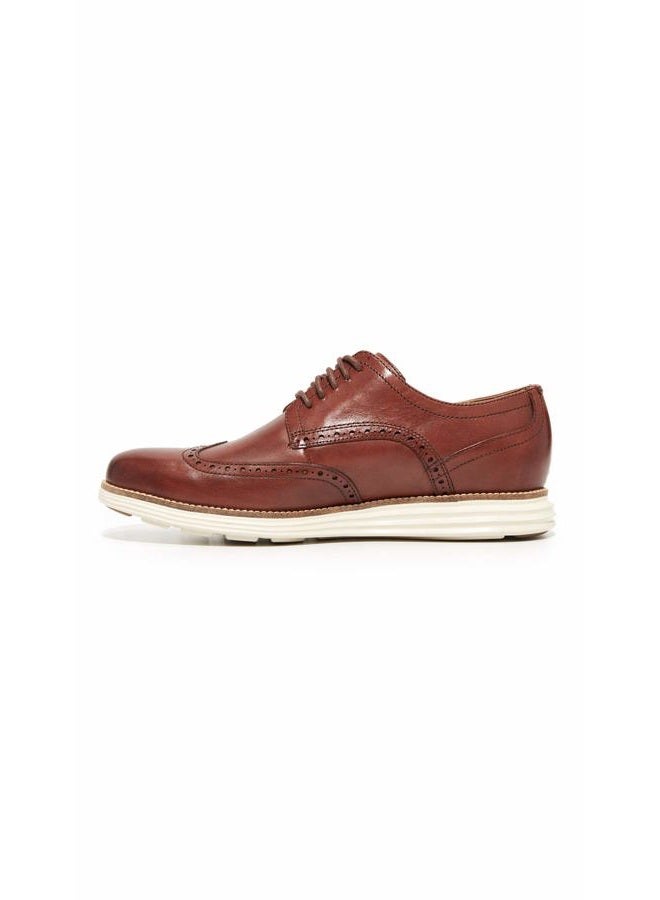 COLE HAAN Men's Original Grand Shortwing Oxford Shoe, Woodbury Leather/Ivory, 42.5 EU - Image 3