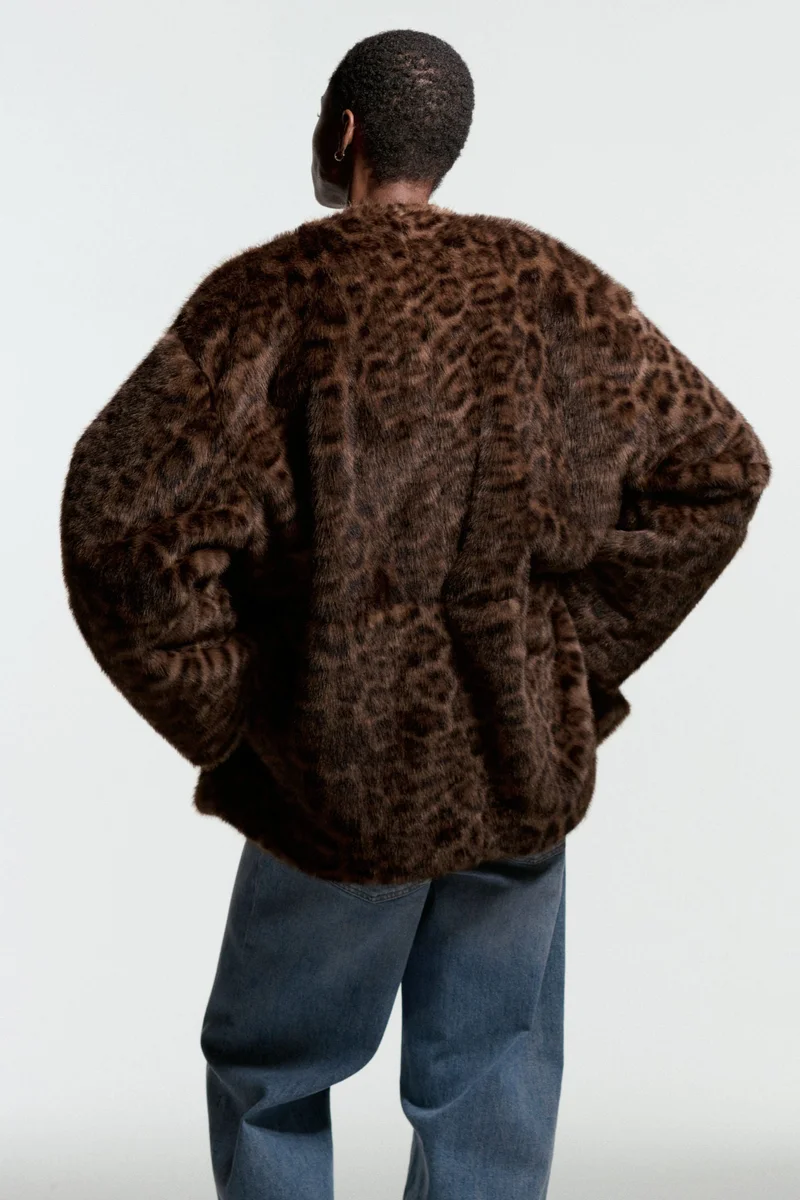 اتش اند ام جاكيت بقصة واسعة