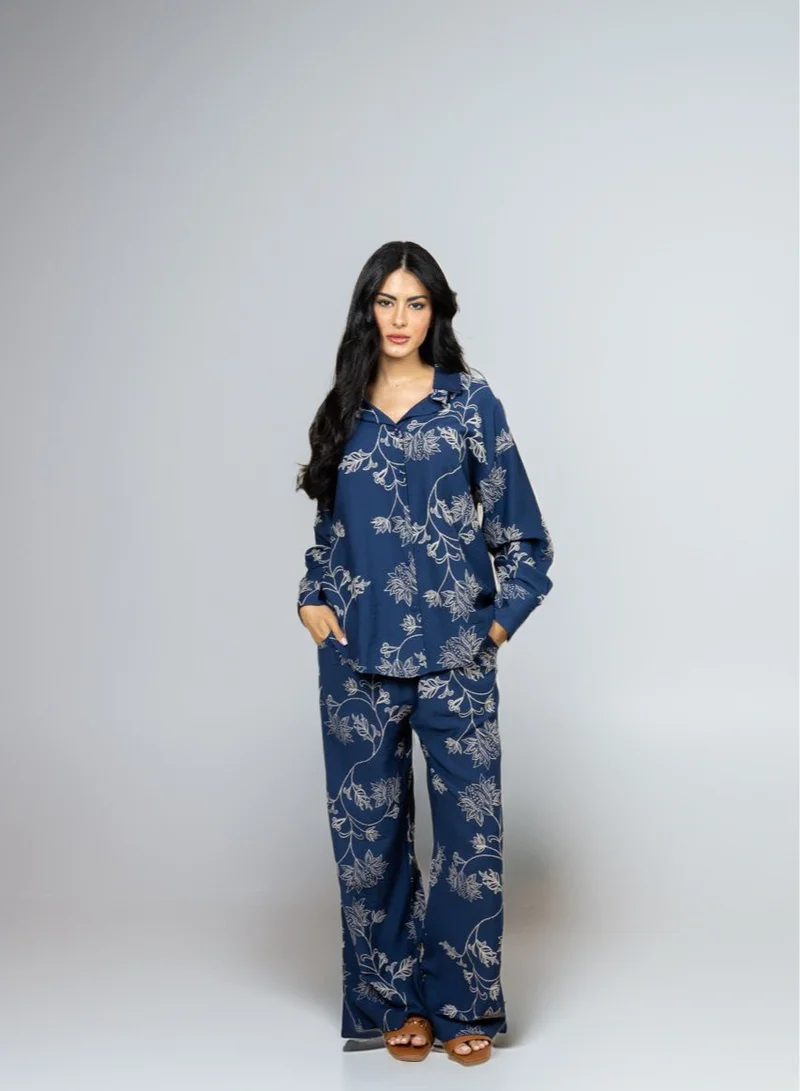 بوند طقم بوتانيكا كحلي بنقشة نباتية ثلاثية الأبعاد