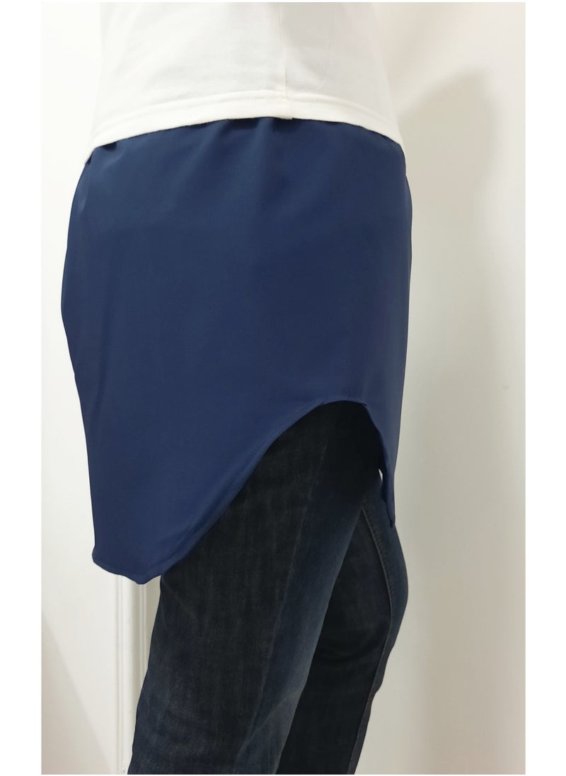 Styley skirt or half-blouse from the waist to below the hip, worn under a short T-shirt to make it long and comfortable  - Image 2