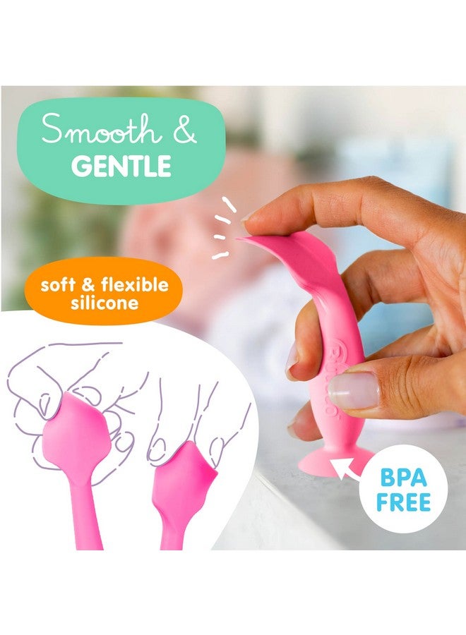 بيبي بام برَش فرشاة تنظيف أرداف بومكو بيبي + ملعقة صغيرة لكريم حفاضات الأطفال مع حقيبة - ملعقة حفاضات سيليكون خالية من مادة BPA مع كوب شفط، سهلة التنظيف، أداة وضع معجون الأرداف من ابتكار الأم (وردي ووردي) - Image 3