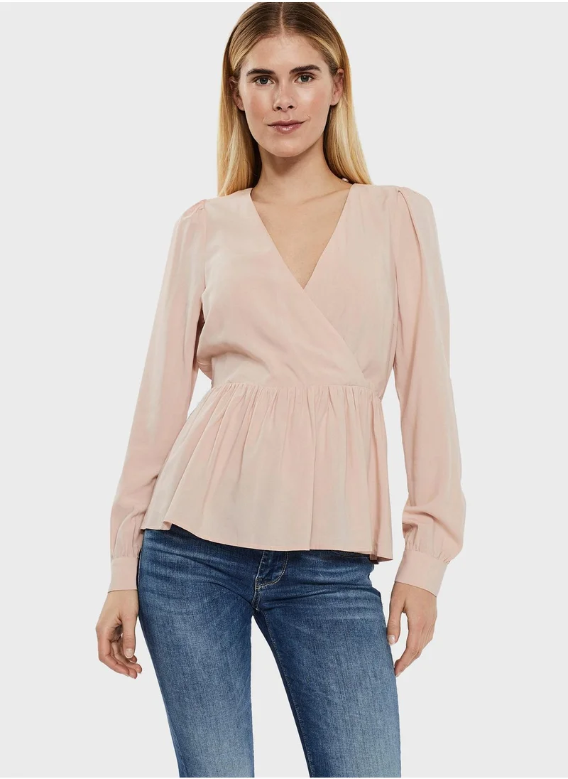 VERO MODA Surplice Peplum Top