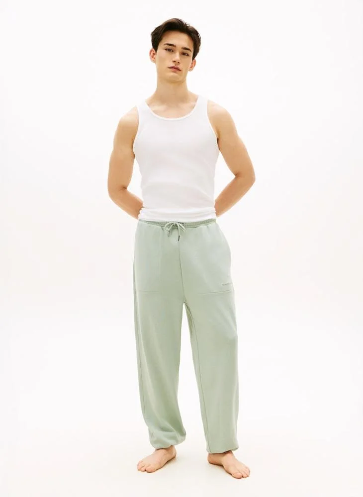 TOMMY HILFIGER  Essential Terry Cuffed Lounge Joggers for Men | Best Price UAE