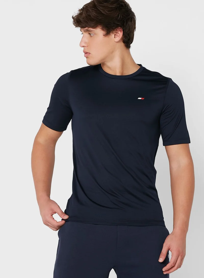 TOMMY HILFIGER Essential Crew Neck T-Shirt