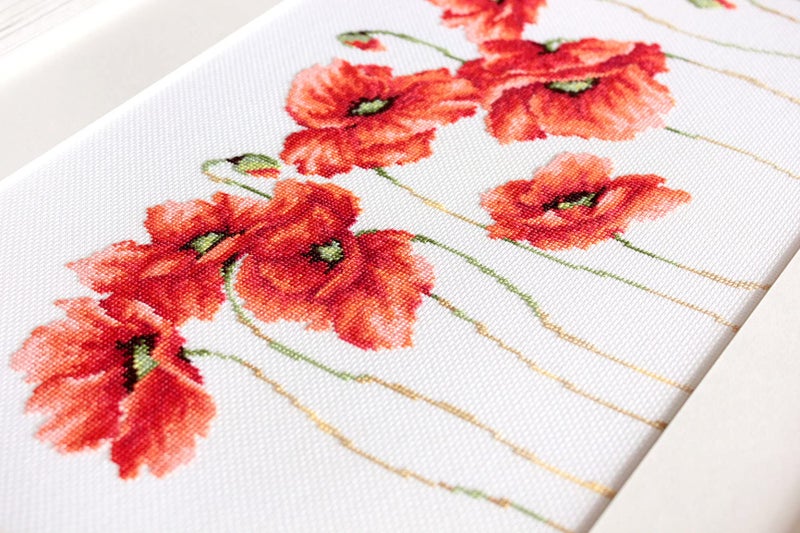 Luca-S B2223 Red Poppies - Cross Stitch Kit - Image 2